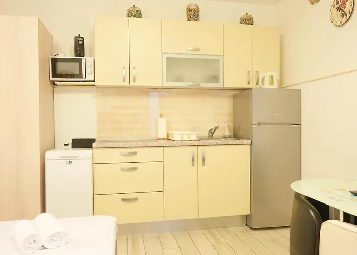 Bliss Apartments With Free Parking