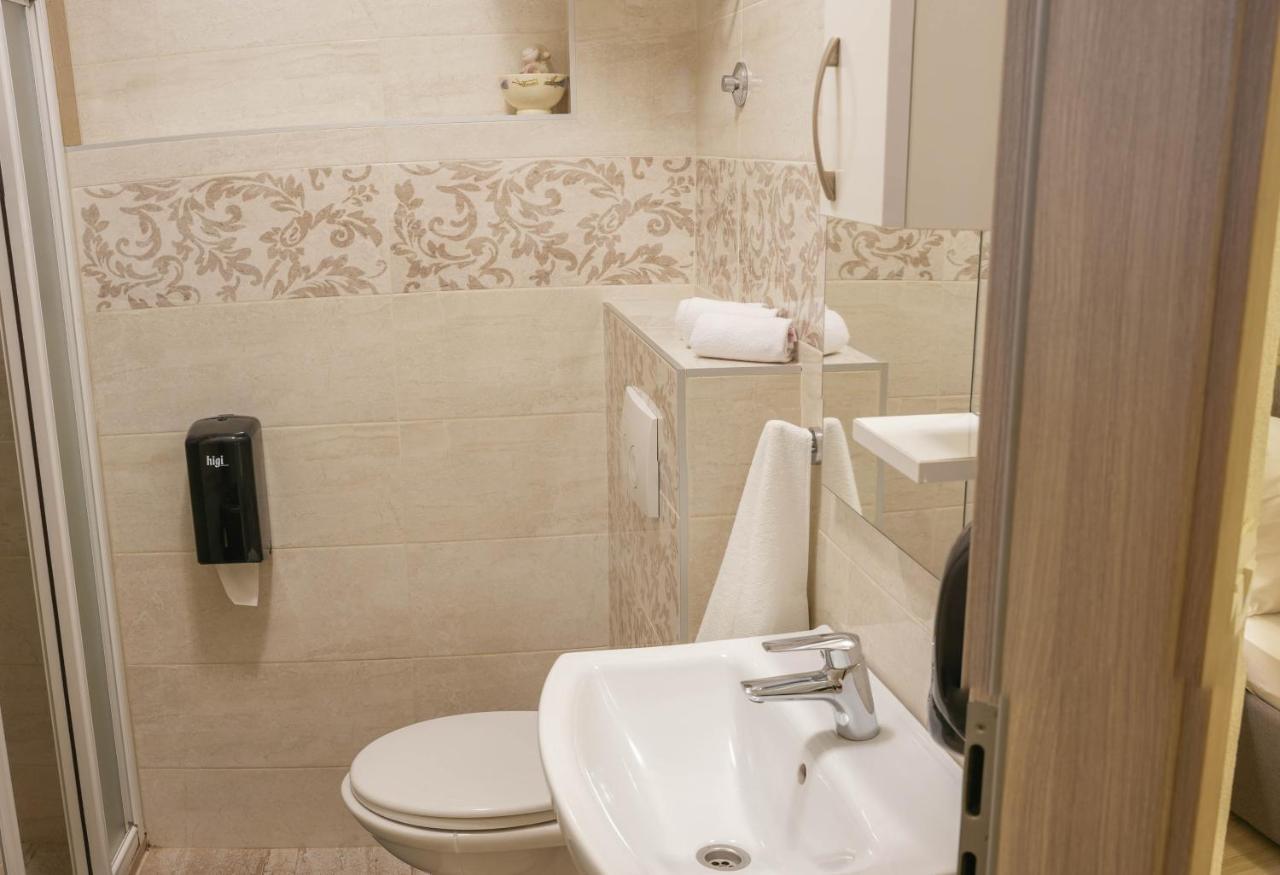 Bliss With Free Parking Apartmán *